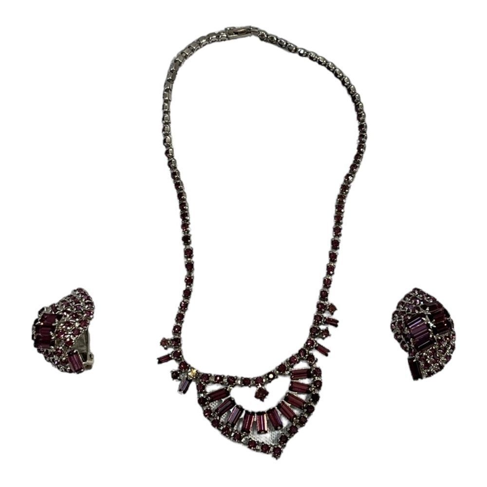 Women’s Vintage Rhinestone  Purple Silver-Like Necklace & Matching Earrings